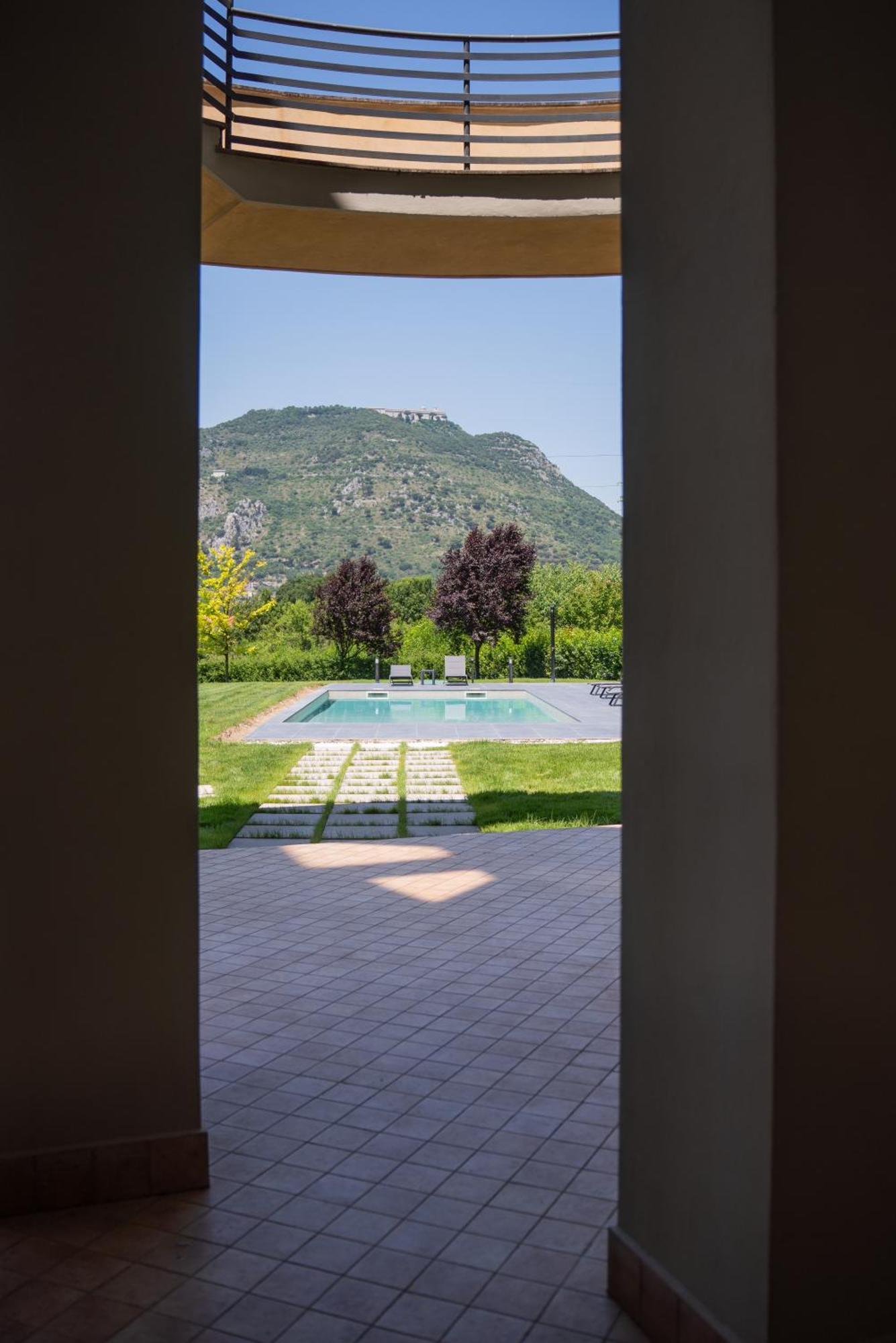 Bed and Breakfast Le Colonne Cassino Exterior foto